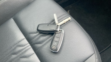 Nissan Juke 1.6 Hybrid Tekna 5dr Auto Hybrid Hatchback